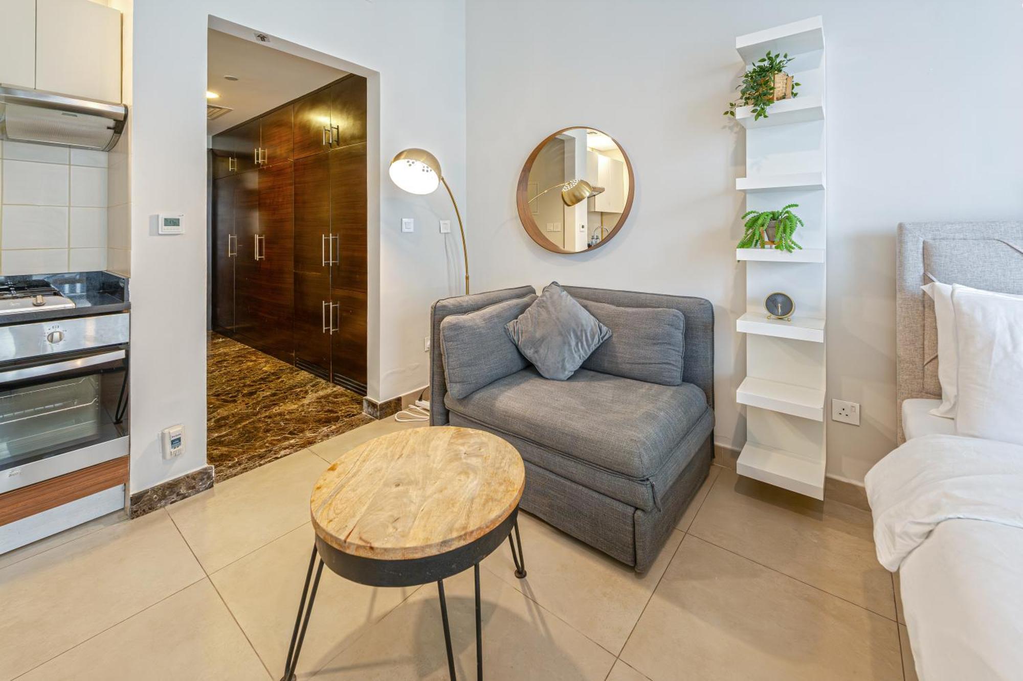 Apartment Walk To Jbr I Marina I Wi-fi