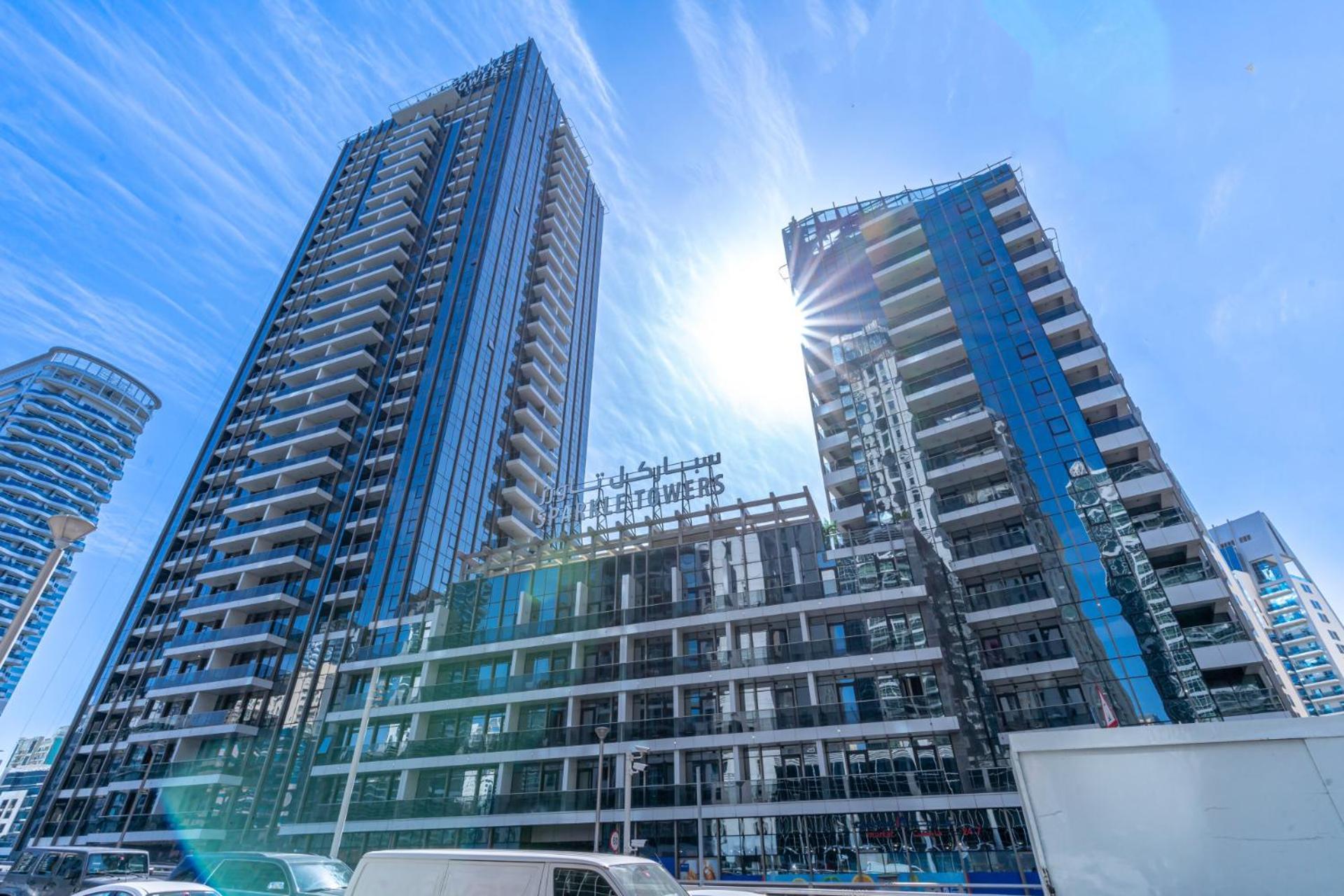 Walk To Jbr I Marina I Wi-fi Apartment Dubai